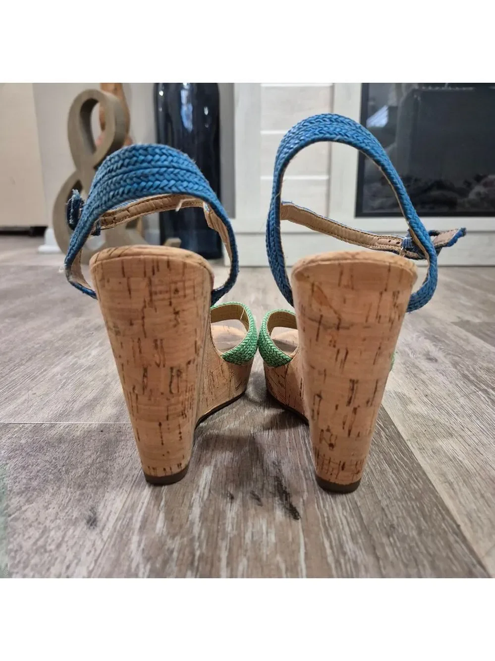 Women's Ann Taylor Sandals‎ Size 7 Blue and Green